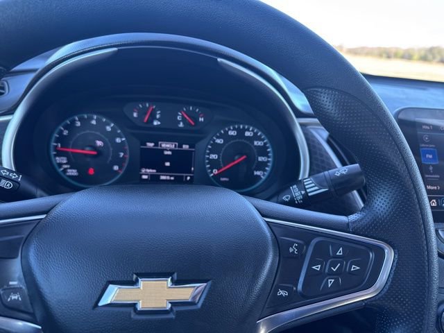 Used 2024 Chevrolet Malibu LT FWD image 12