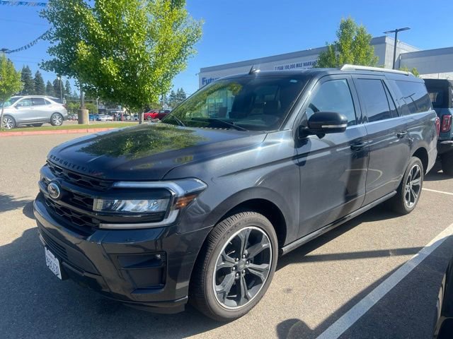 Used 2023 Ford Expedition Max Limited AWD/4WD image 1