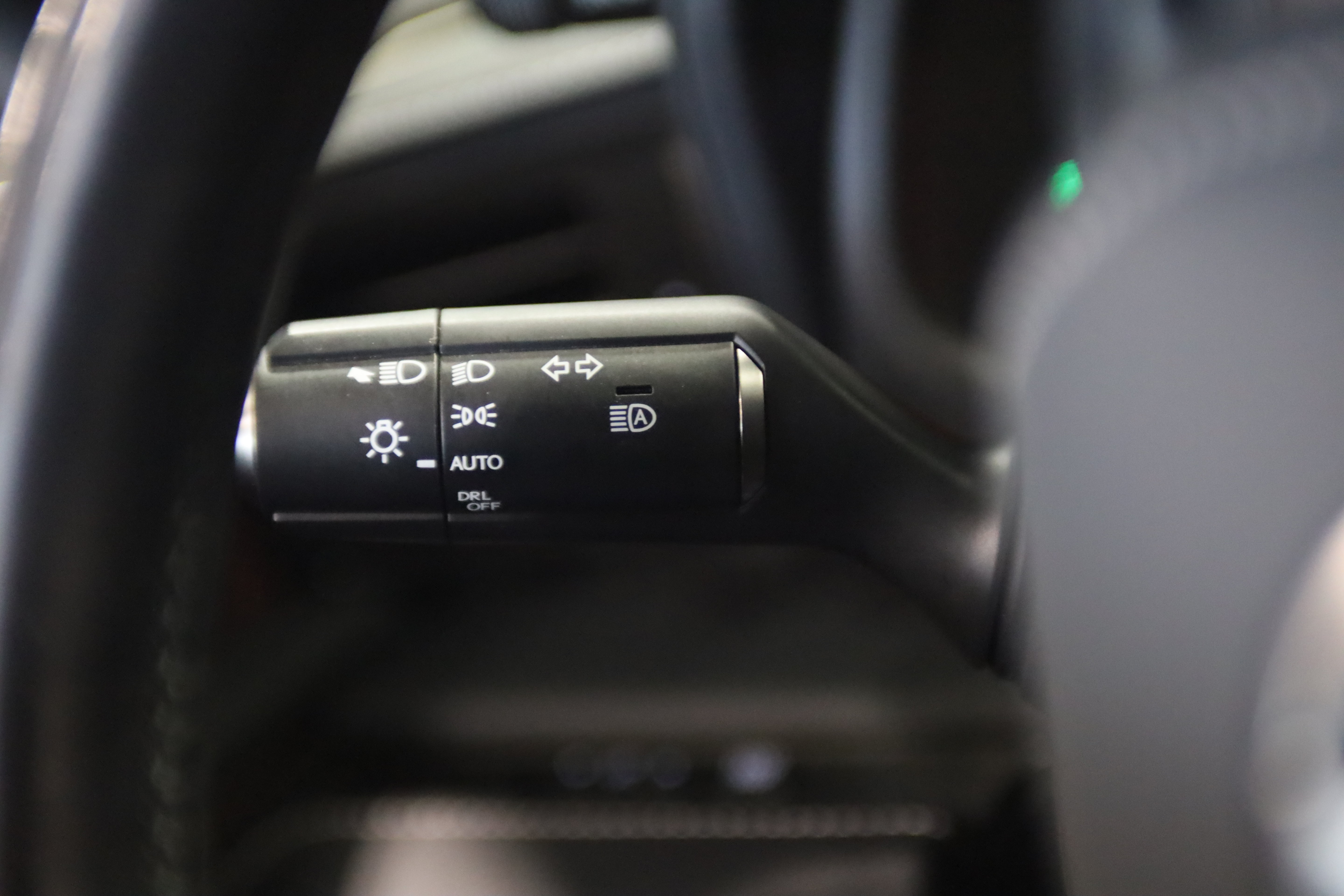 Used 2018 Lexus LC 500 Coupe w/ Sport Package RWD image 23