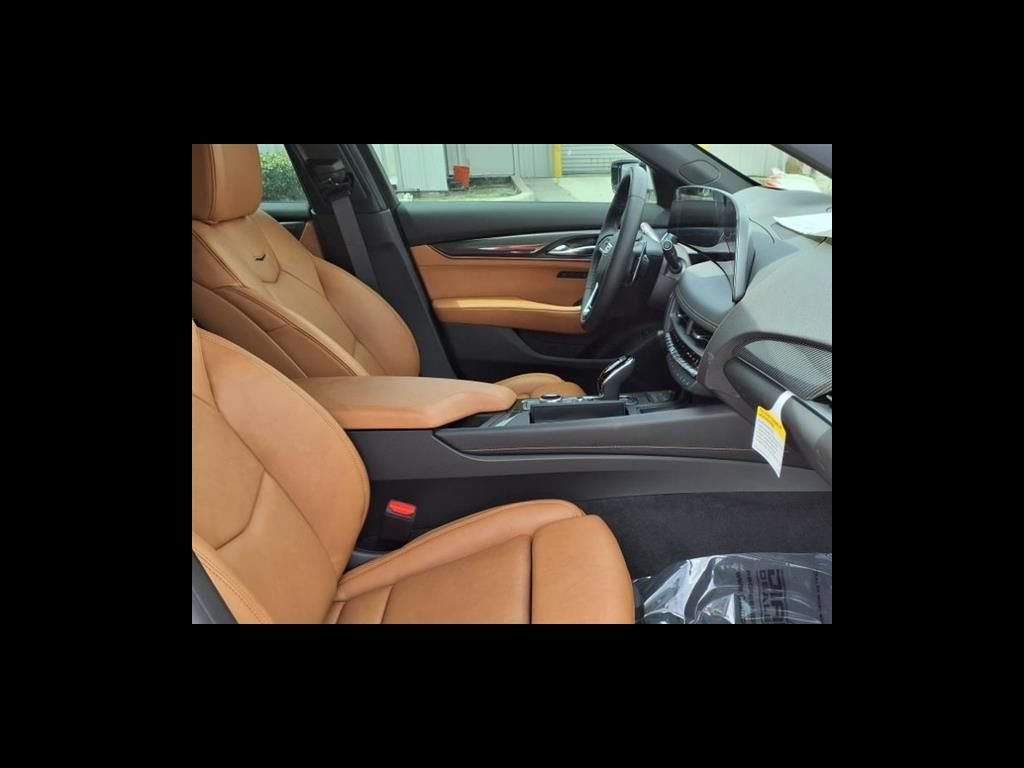 New 2025 Cadillac CT5 Sport w/ Platinum Package RWD image 9