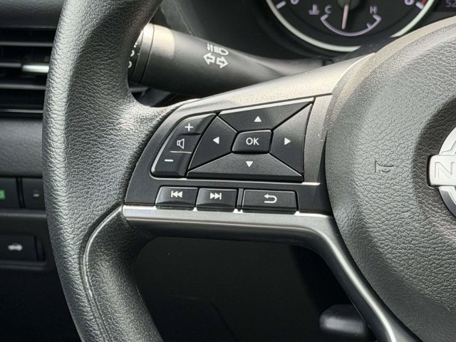Used 2024 Nissan Sentra SV FWD image 23