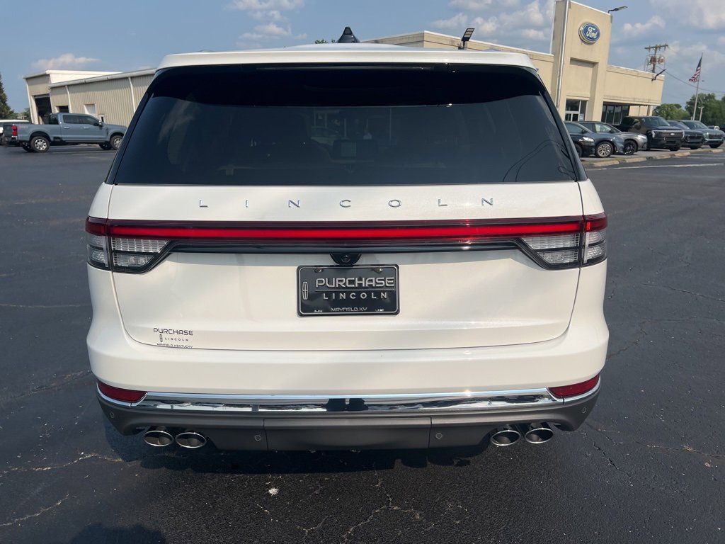 New 2025 Lincoln Aviator Reserve w/ Equipment Group 201A image 9