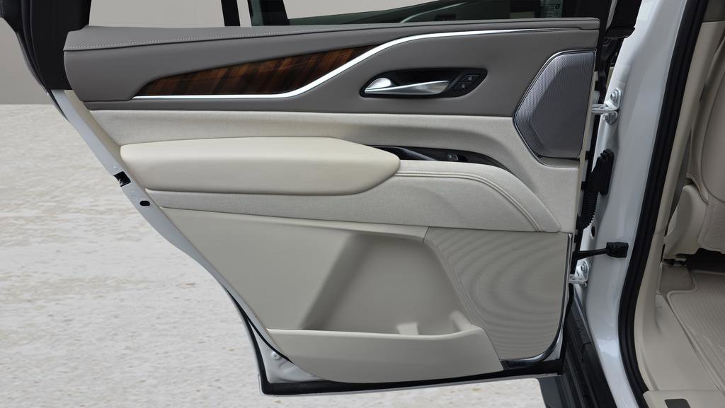 Certified 2024 Cadillac Escalade Sport Platinum w/ Heavy-Duty Trailer Package image 20