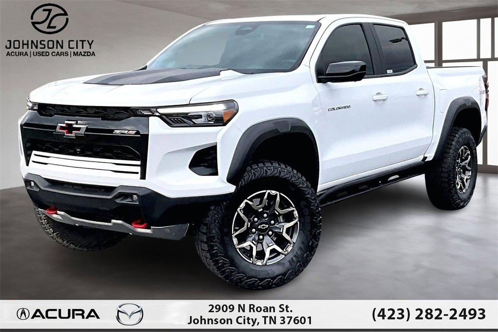 Used 2024 Chevrolet Colorado ZR2 w/ ZR2 Convenience Package III image 1