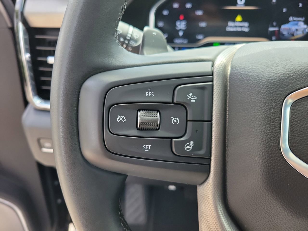 Used 2024 GMC Sierra 1500 Denali w/ Denali Reserve Package image 20