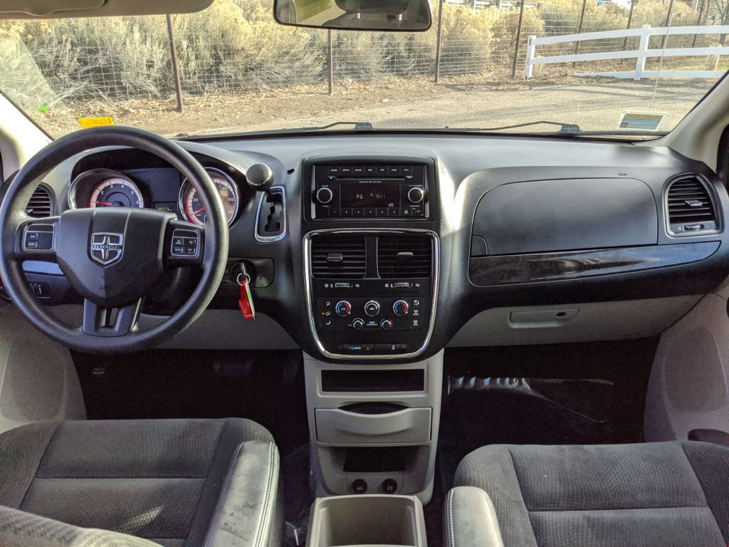 Used 2016 Dodge Grand Caravan SE w/ Quick Order Package 29E SE image 7