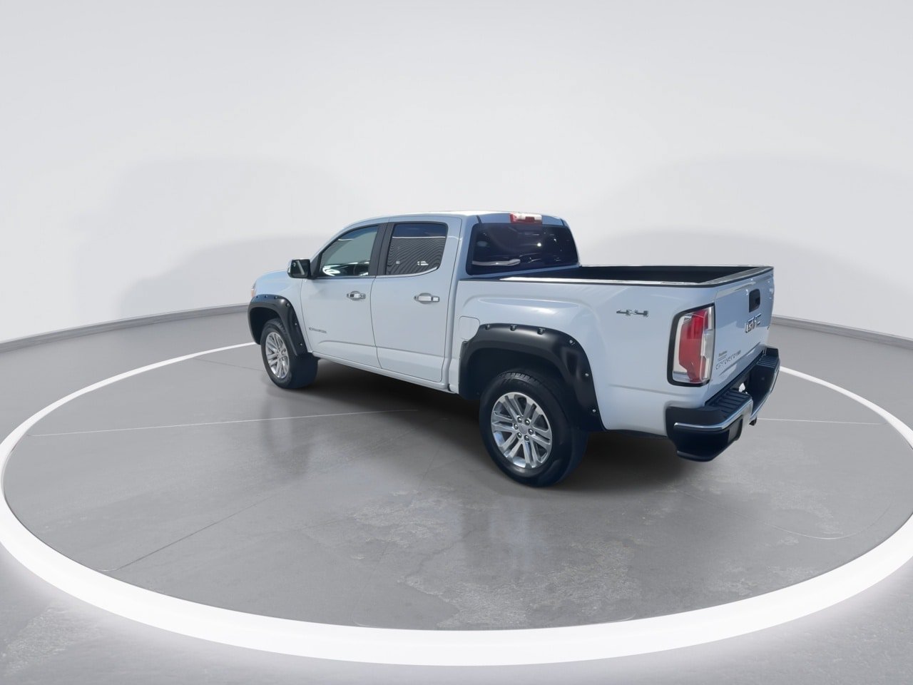 Used 2018 GMC Canyon SLT w/ Driver Alert Package AWD/4WD image 13