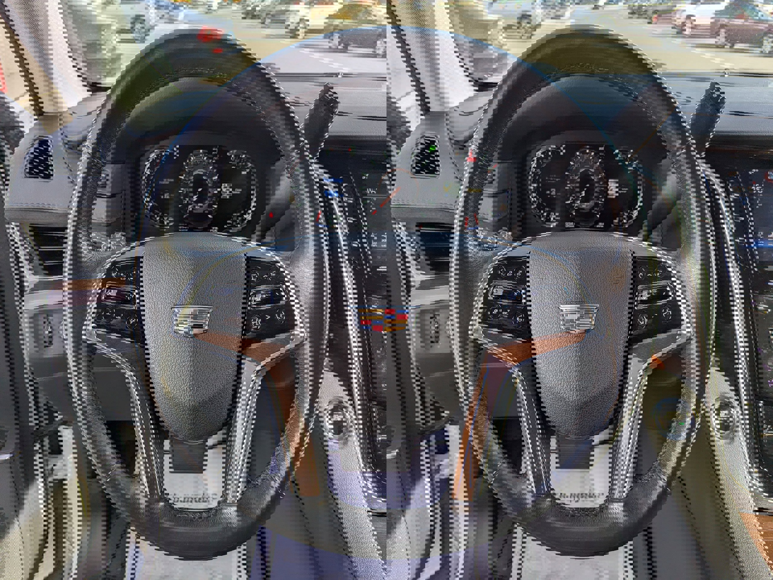 Used 2020 Cadillac Escalade Premium Luxury image 17