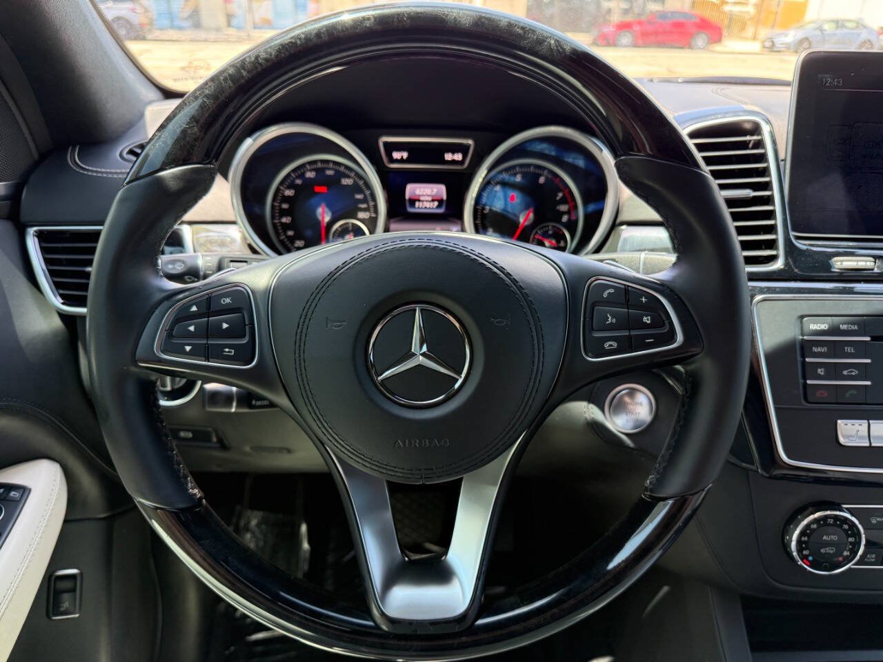 Used 2019 Mercedes-Benz GLS 450 4MATIC image 42