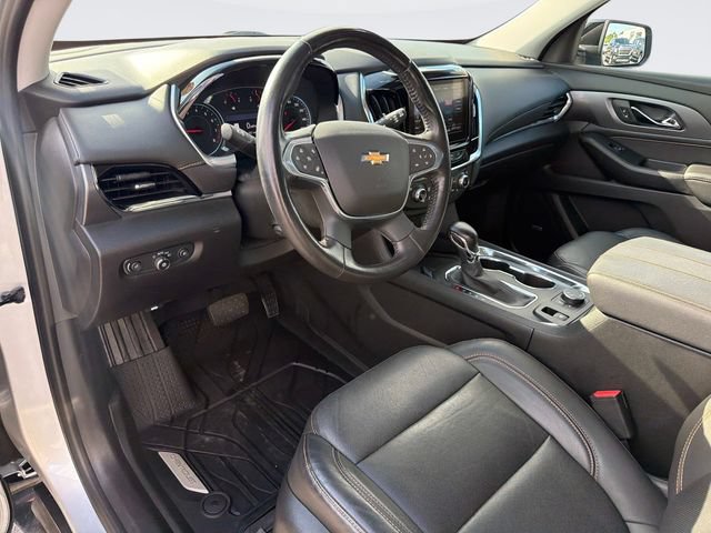 Used 2021 Chevrolet Traverse Premier w/ Redline Edition AWD/4WD image 27