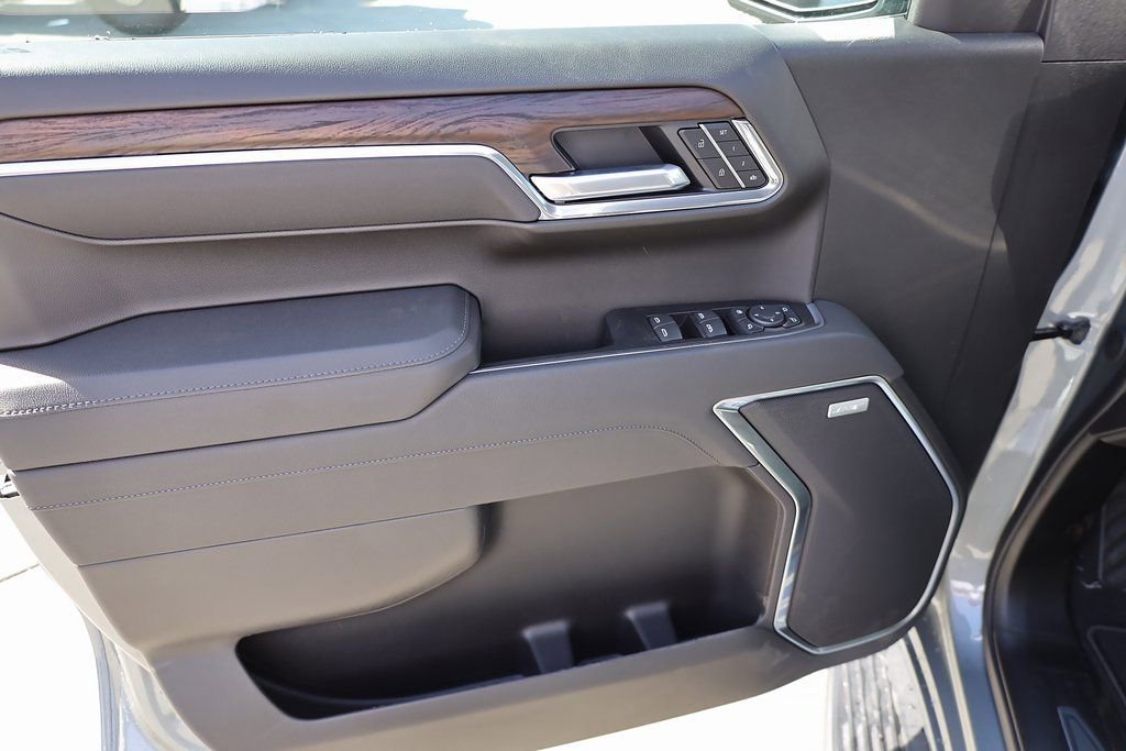 New 2026 GMC Sierra 1500 SLT w/ SLT Premium Plus Package image 10