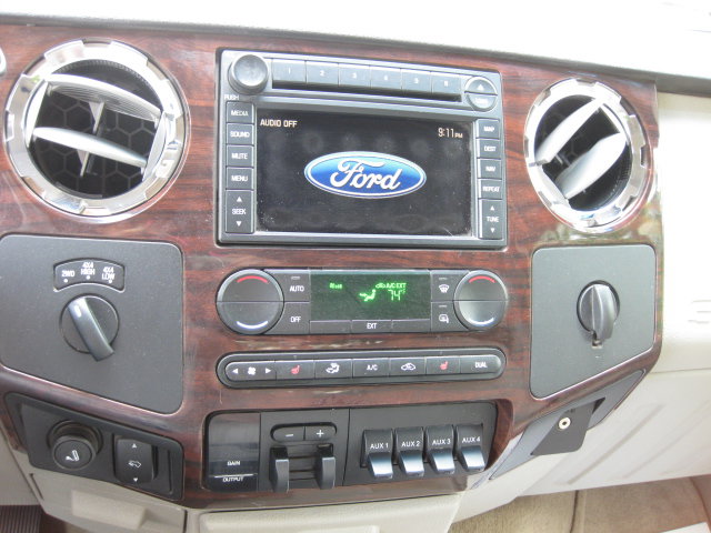Used 2008 Ford F350 Lariat AWD/4WD image 13