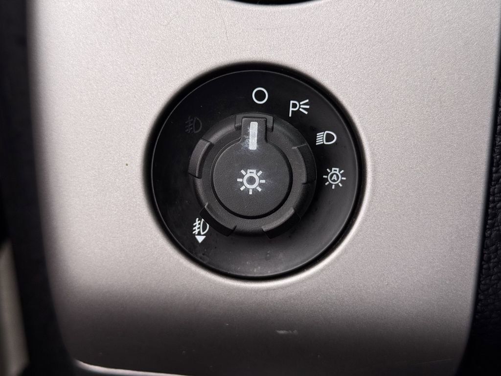 Used 2016 Ford Expedition EL Limited image 21