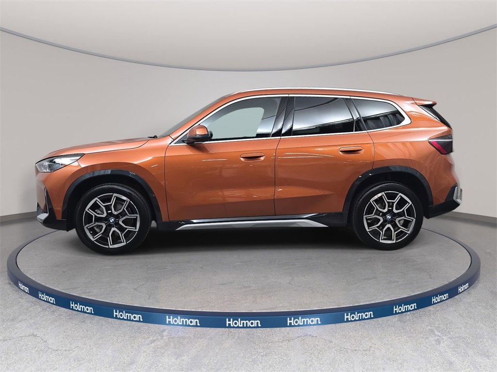 Used 2025 BMW X1 xDrive28i w/ Technology Package image 9