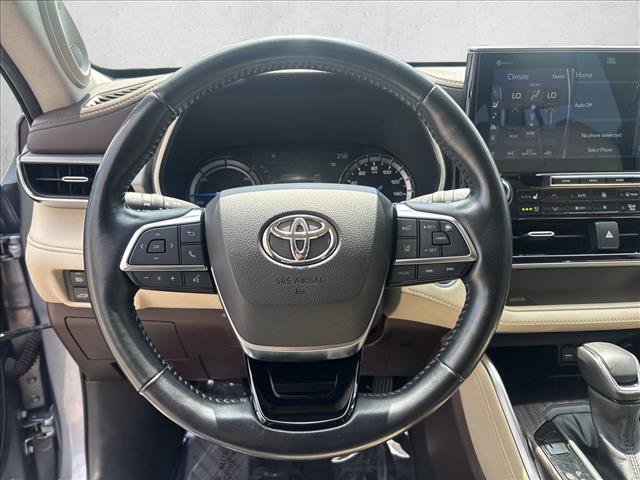 Used 2021 Toyota Highlander Limited AWD/4WD image 13