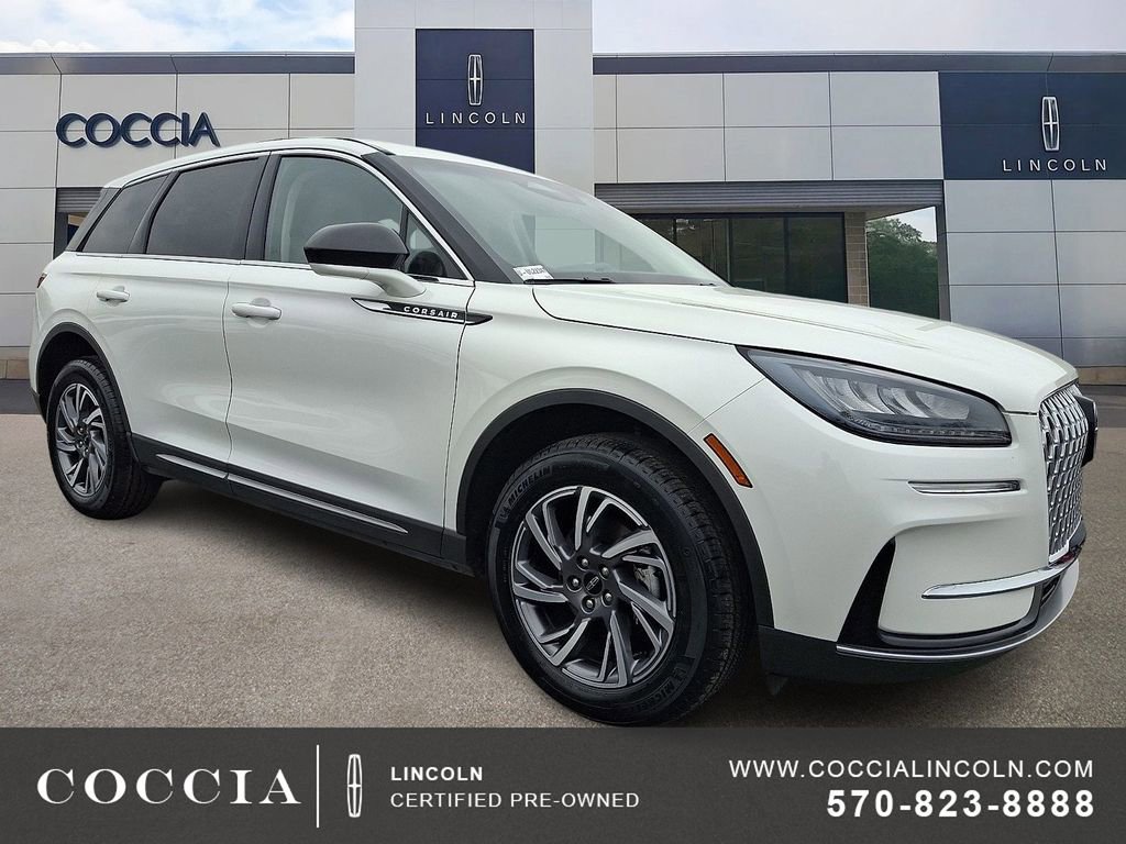 Certified 2023 Lincoln Corsair AWD image 3