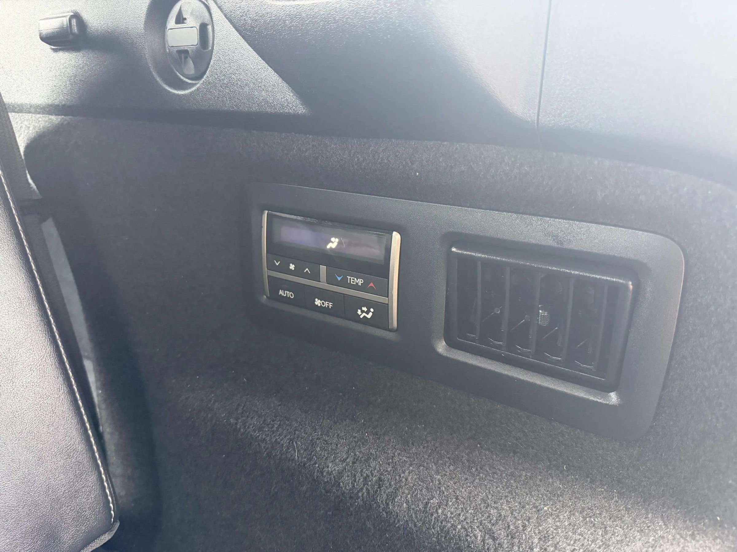 Used 2018 Lexus RX 350L AWD image 26