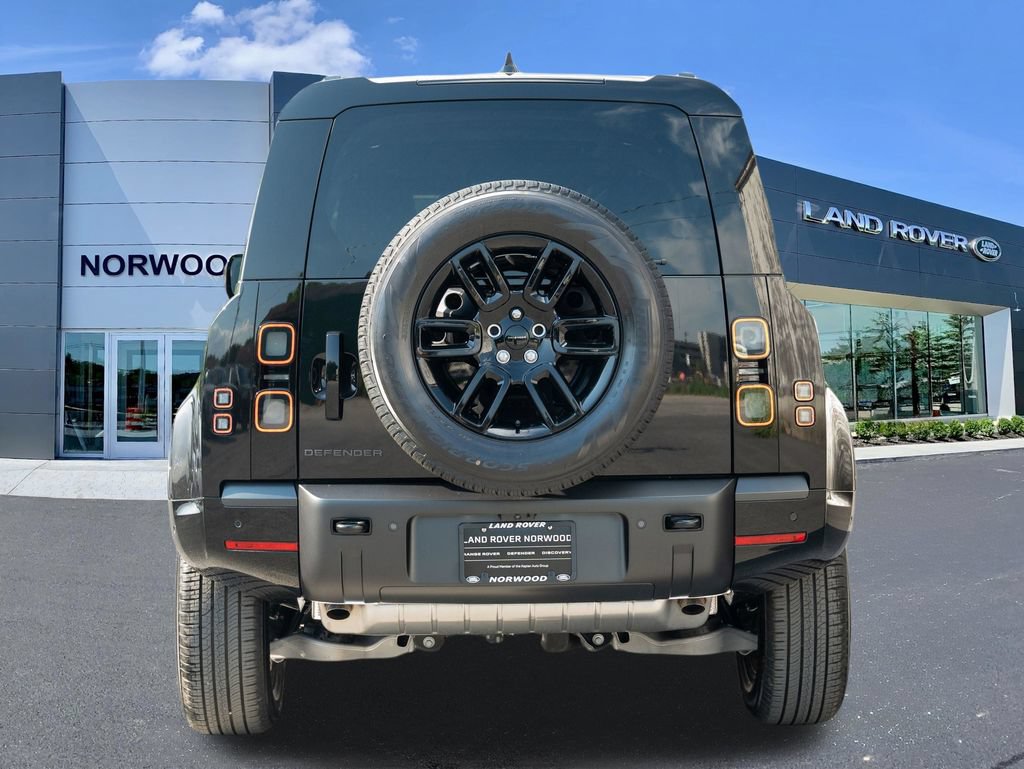 New 2026 Land Rover Defender 110 X-Dynamic SE AWD/4WD image 5