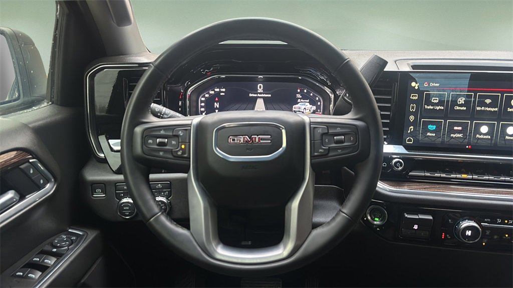 Used 2025 GMC Sierra 1500 Elevation image 16