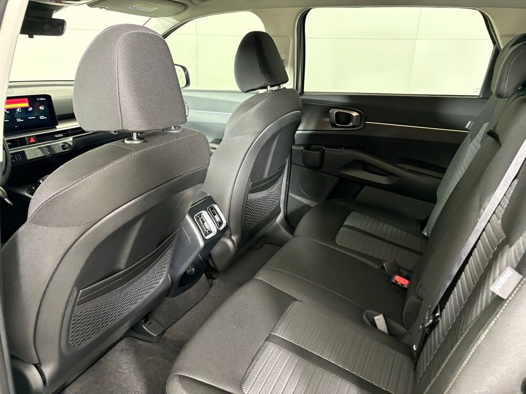New 2026 Kia Sorento LX FWD image 37