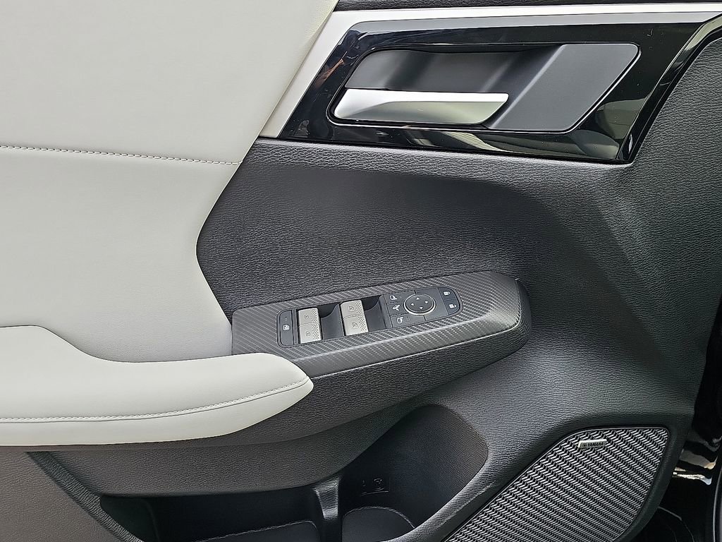 New 2026 Mitsubishi Outlander SE AWD/4WD image 8