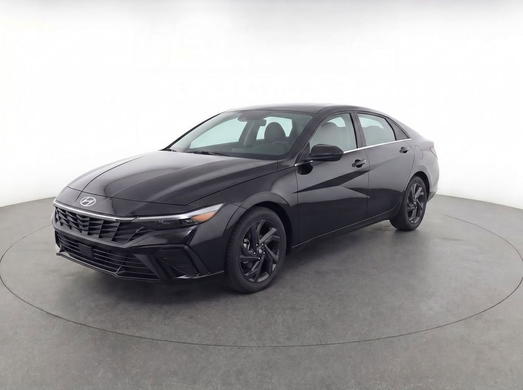 Used 2026 Hyundai Elantra Sport FWD image 1