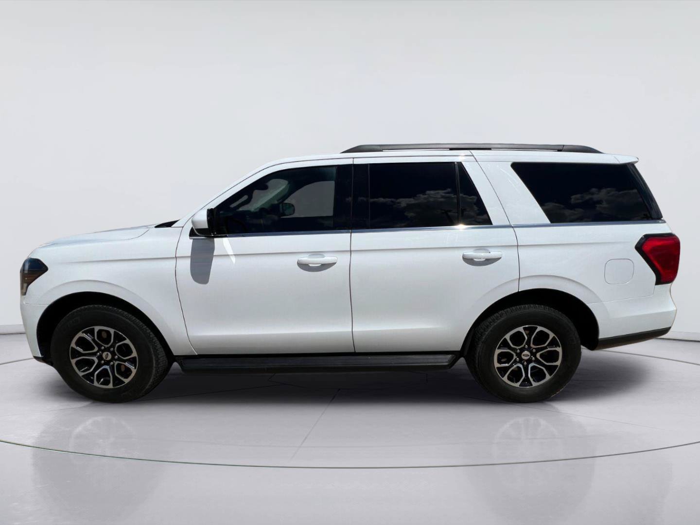 Used 2022 Ford Expedition XLT RWD image 6
