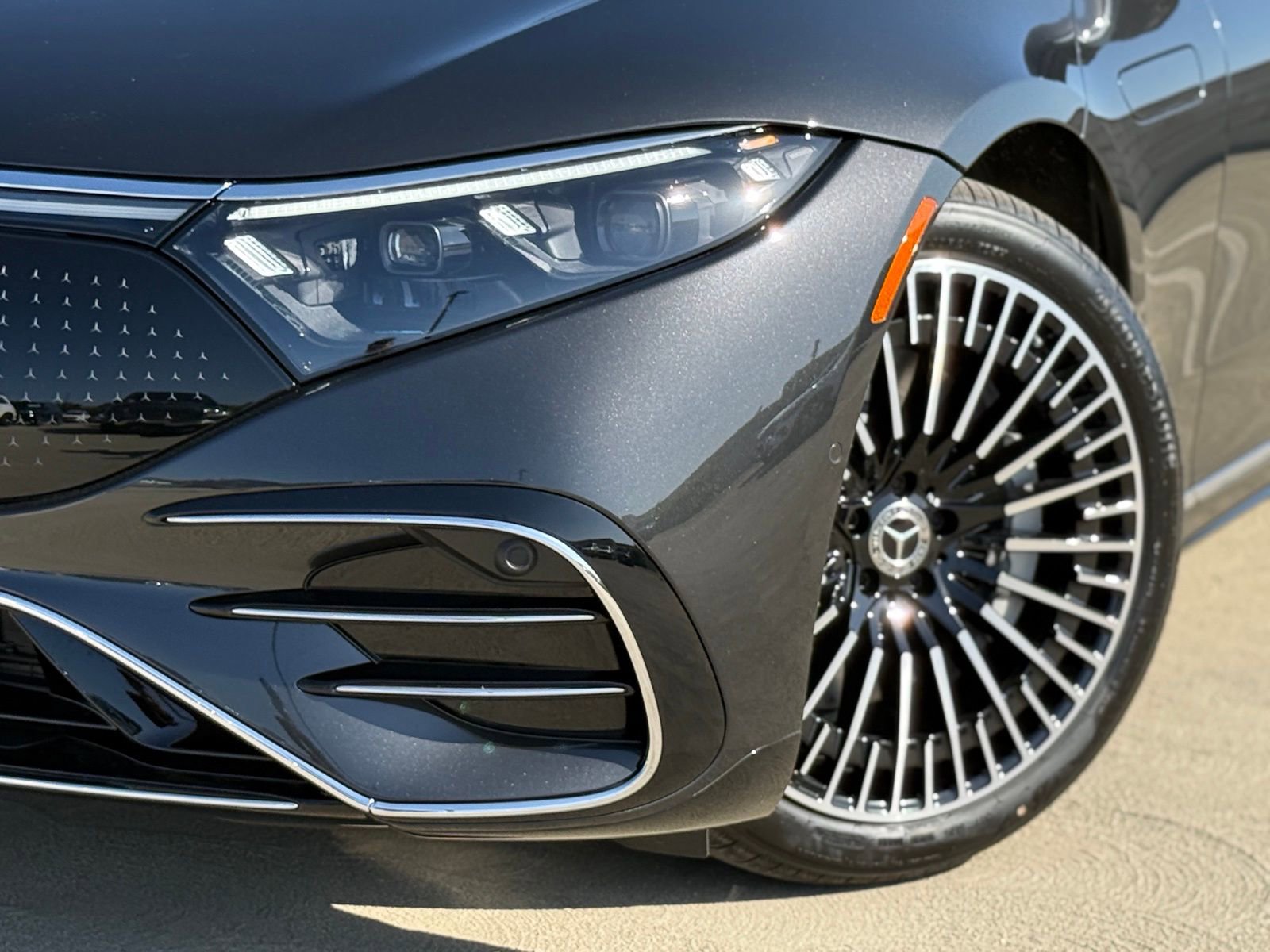 New 2026 Mercedes-Benz EQS 450+ 4MATIC Sedan image 4