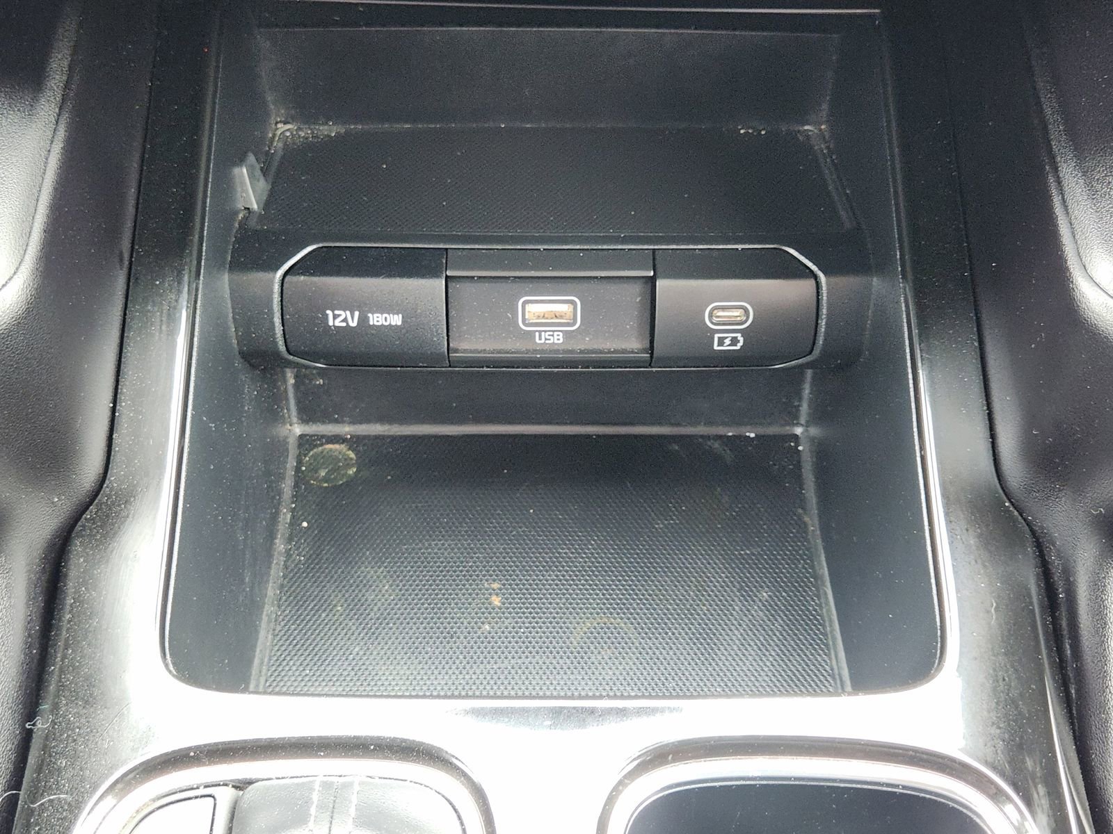 Used 2024 Kia Telluride LX FWD image 20