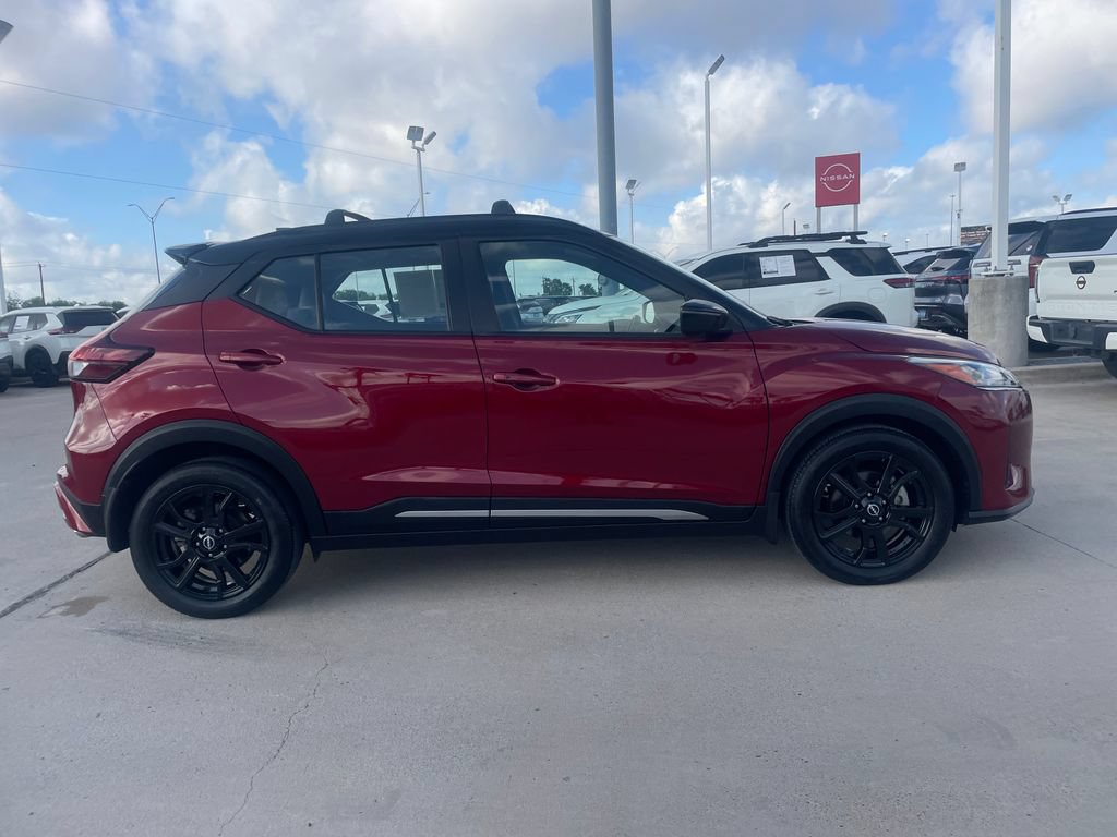 Certified 2024 Nissan Kicks SR w/ SR Premium Package FWD image 6