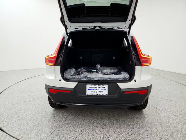 New 2026 Volvo XC40 B5 Ultra w/ Protection Package Premier AWD/4WD image 19