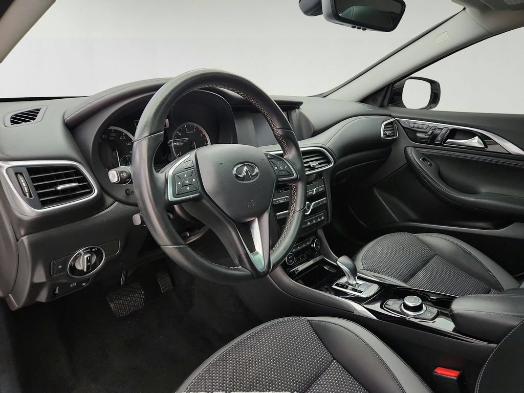 Used 2019 INFINITI QX30 AWD w/ Navigation Package image 10