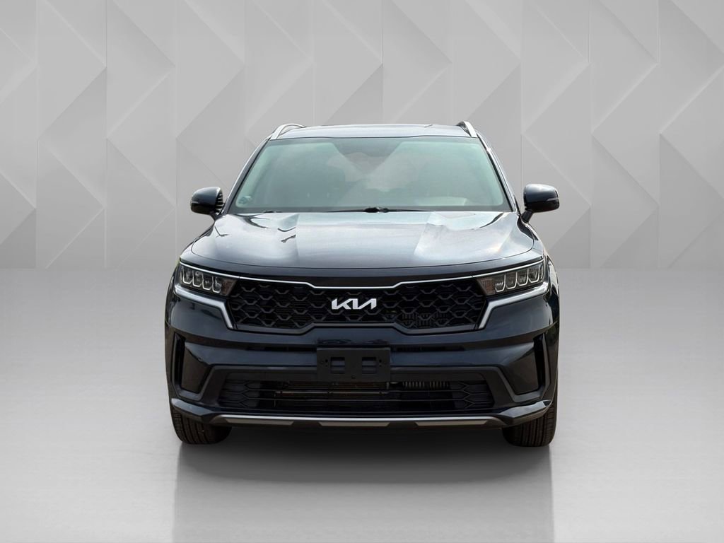 Certified 2022 Kia Sorento S FWD image 2