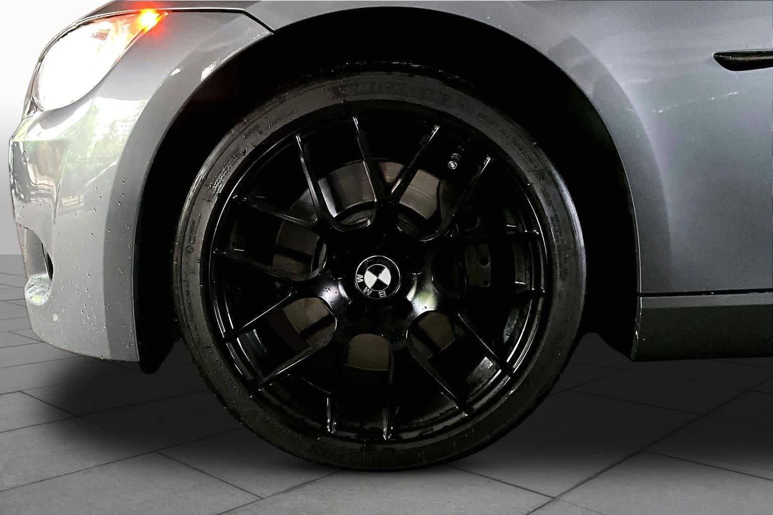 Used 2008 BMW 335i Convertible RWD image 10