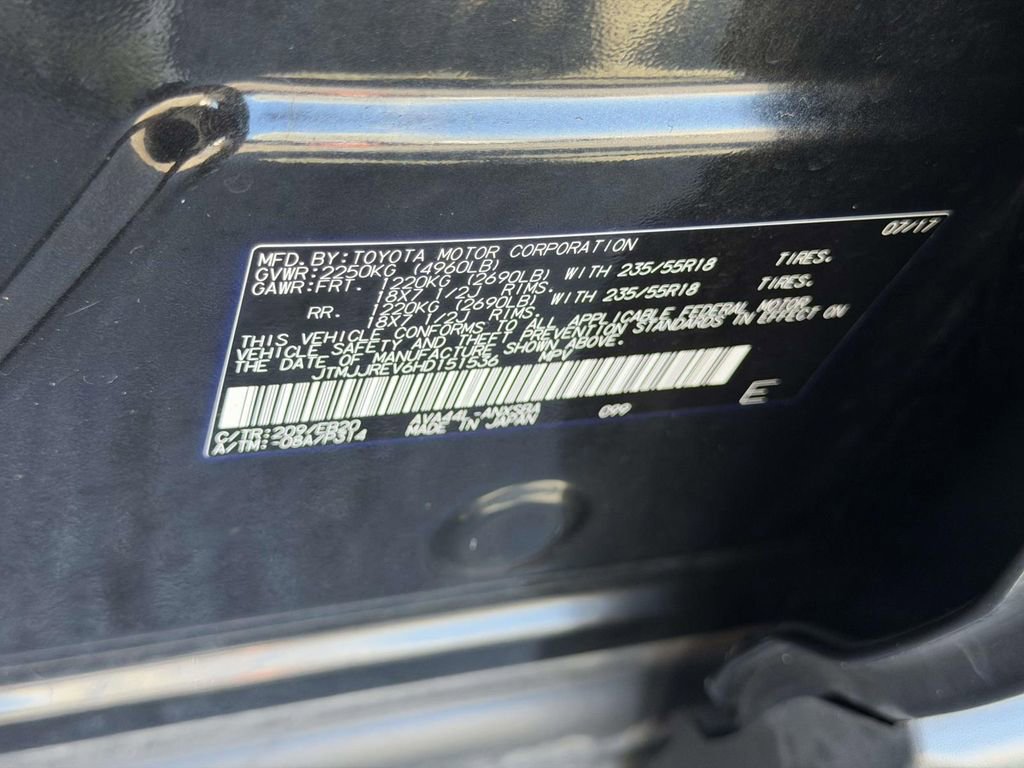 Used 2017 Toyota RAV4 SE image 26