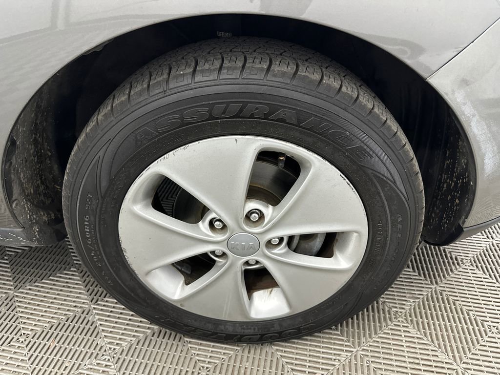 Used 2015 Kia Soul FWD image 12