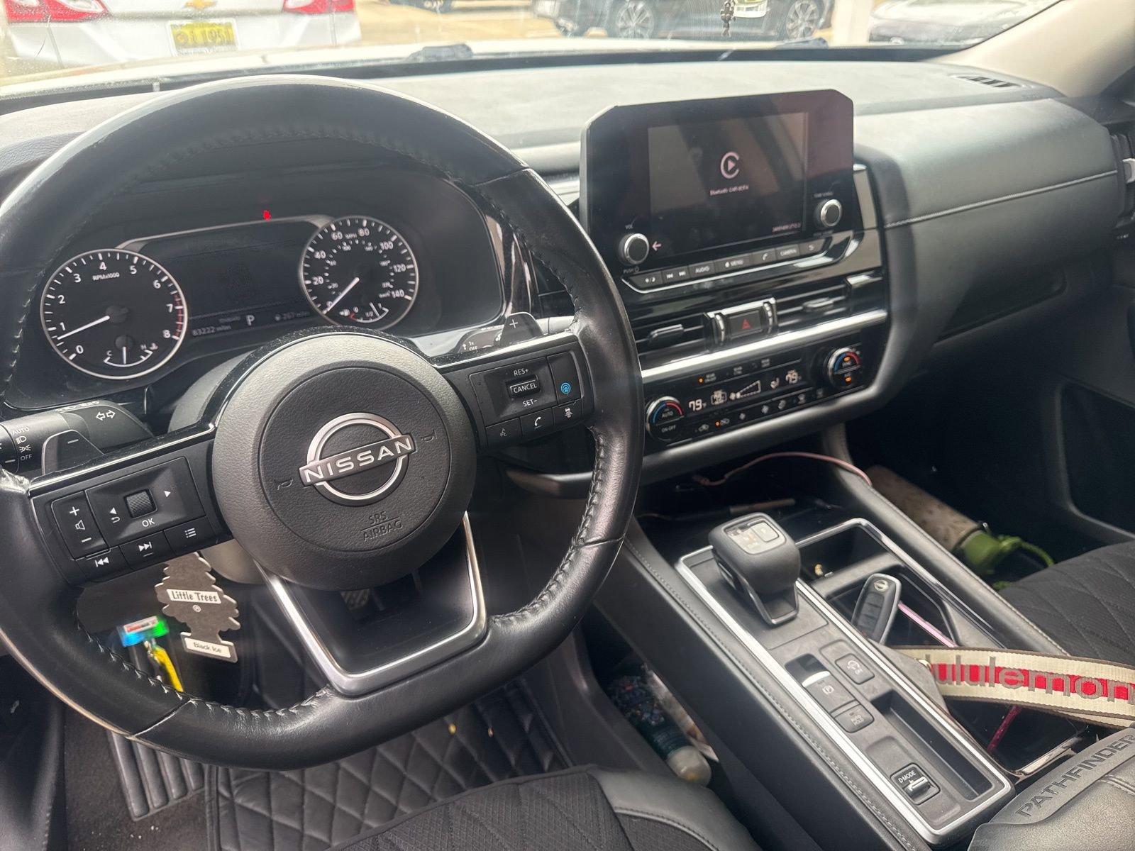 Used 2023 Nissan Pathfinder SV image 5