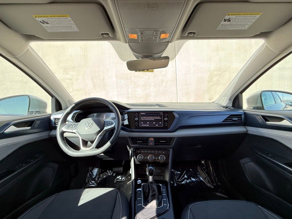 Used 2024 Volkswagen Taos SE image 6