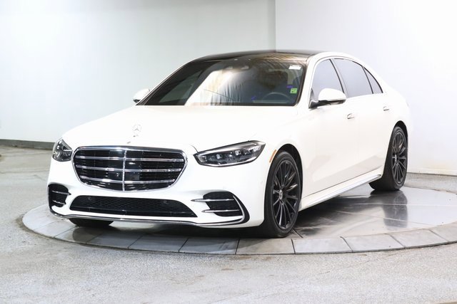 Used 2023 Mercedes-Benz S 580 4MATIC Sedan w/ AMG Line image 16