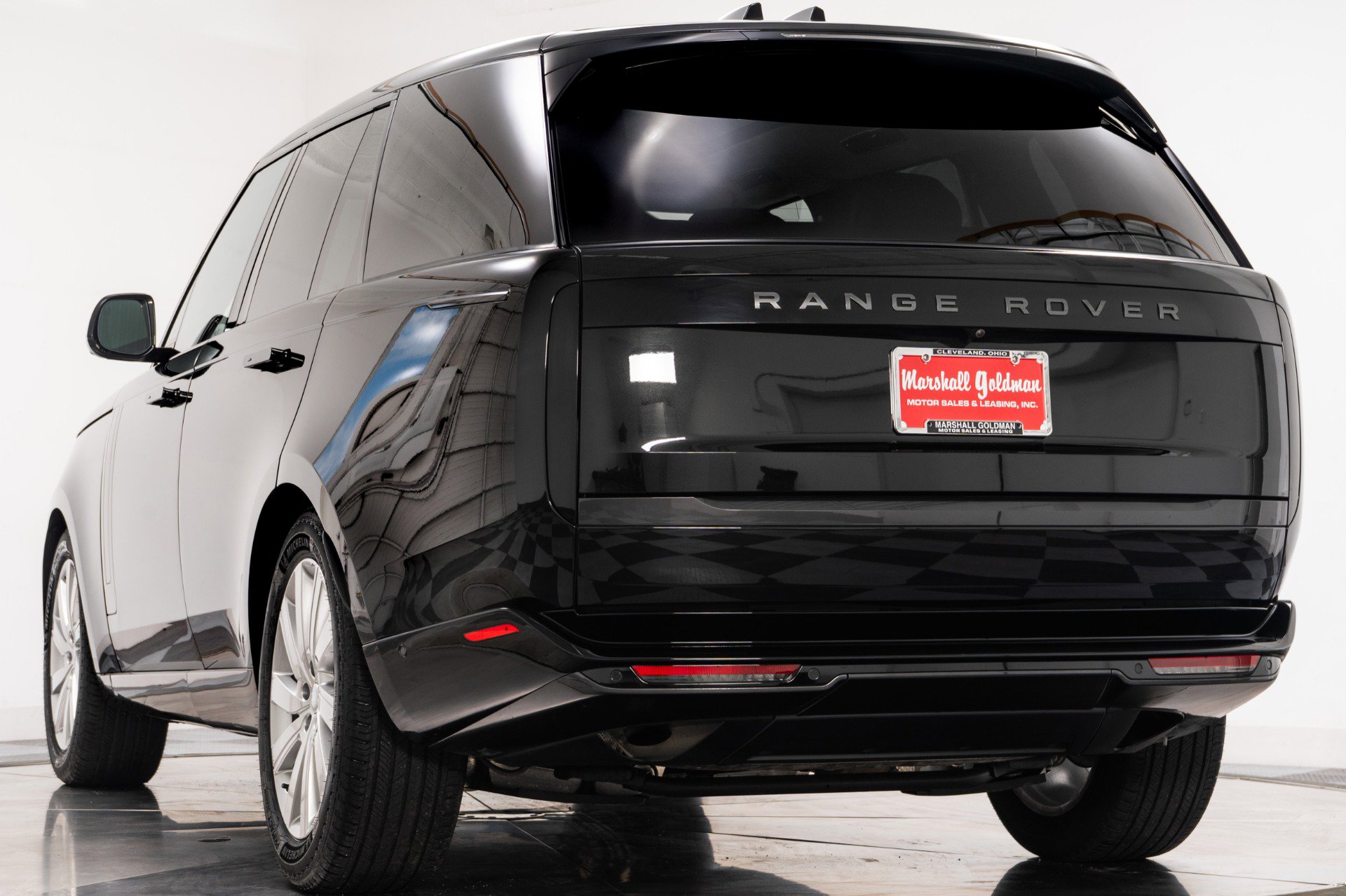 Used 2024 Land Rover Range Rover SE image 7