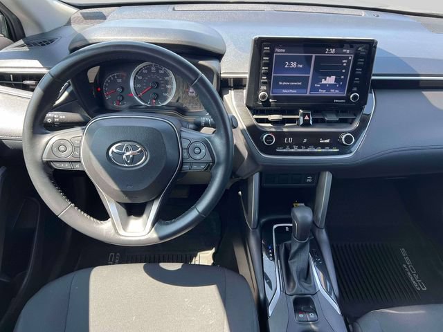 Certified 2022 Toyota Corolla Cross LE AWD/4WD image 17