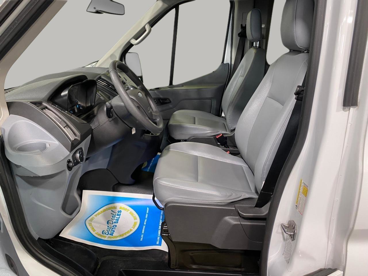 Used 2019 Ford Transit 350 XL image 10
