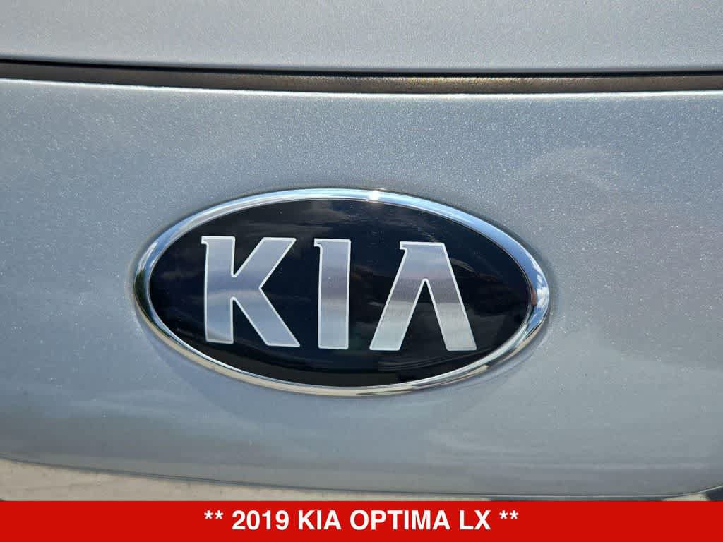 Used 2019 Kia Optima LX FWD image 11