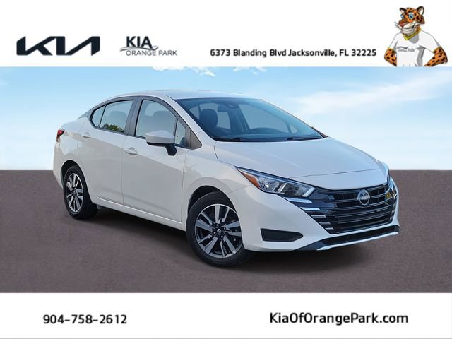 Used 2024 Nissan Versa SV FWD image 1