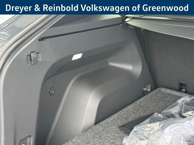 New 2026 Volkswagen Atlas Cross Sport SEL R-Line image 32