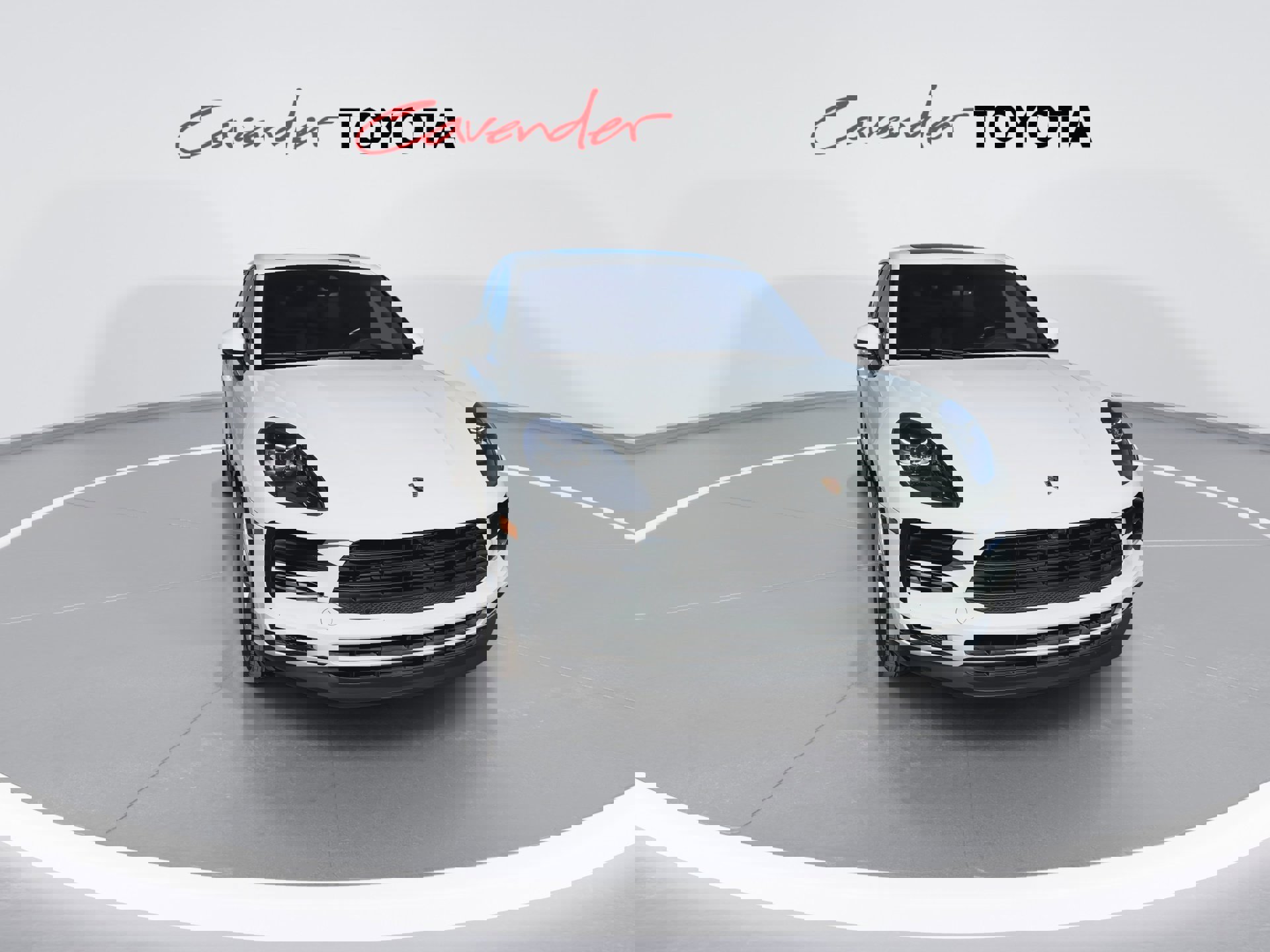 Used 2021 Porsche Macan Premium Plus image 3