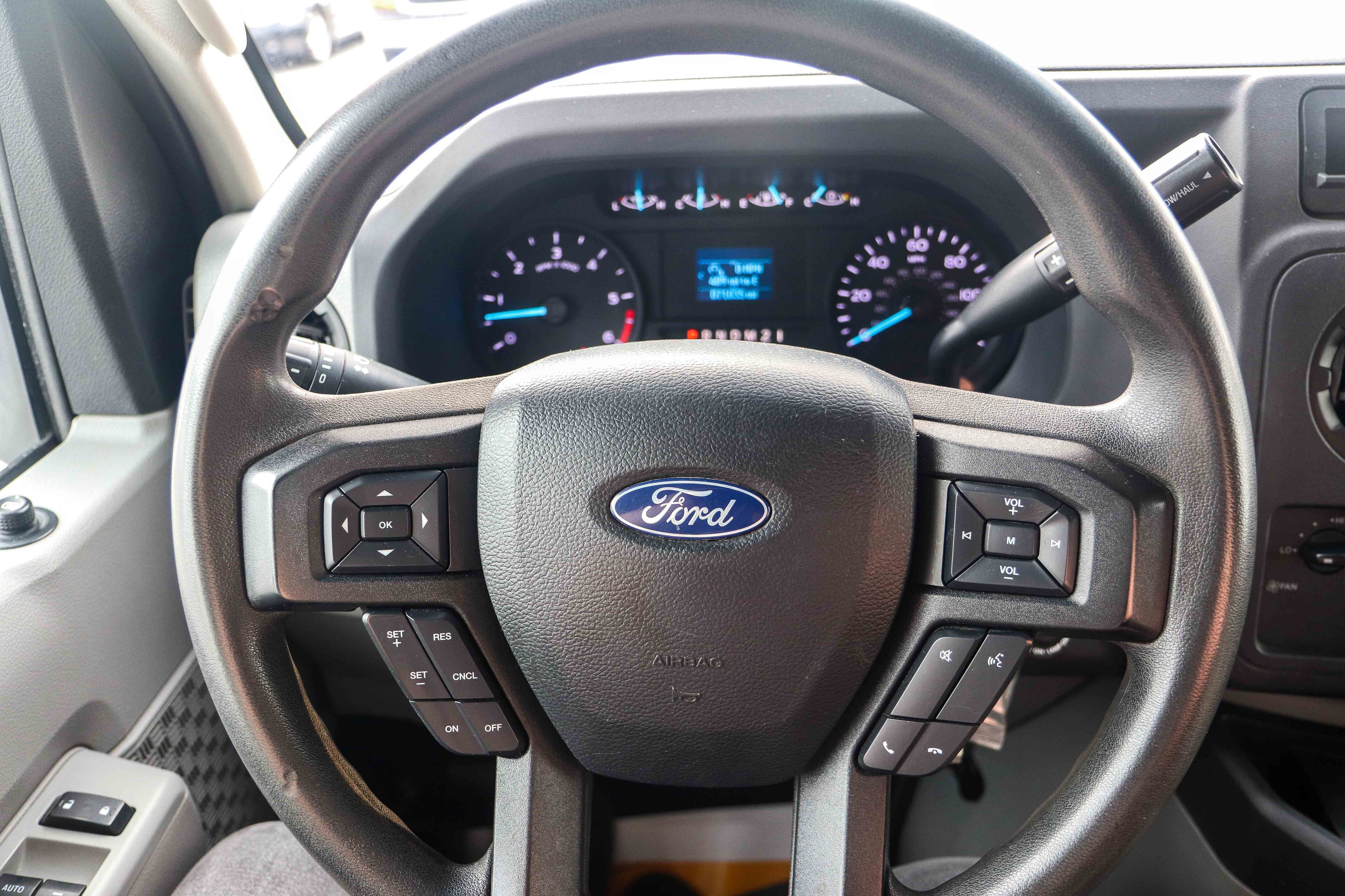 Used 2021 Ford E-450 and Econoline 450 Super Duty w/ Power Windows & Locks Group RWD image 17