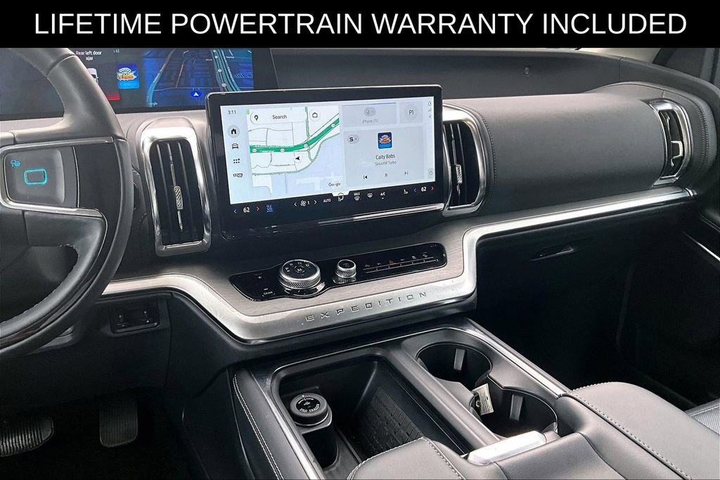 Used 2025 Ford Expedition Platinum image 8