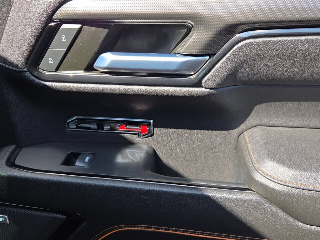 Used 2023 GMC Sierra 1500 AT4 w/ AT4 Preferred Package AWD/4WD image 14