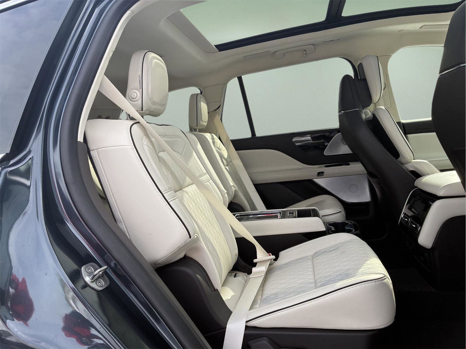 Used 2020 Lincoln Aviator Black Label w/ Dynamic Handling Package image 22